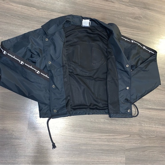 Womens Champion cropped jacket .  Size XS. πΉπ£πππ βππ¨ - Picture 8 of 11